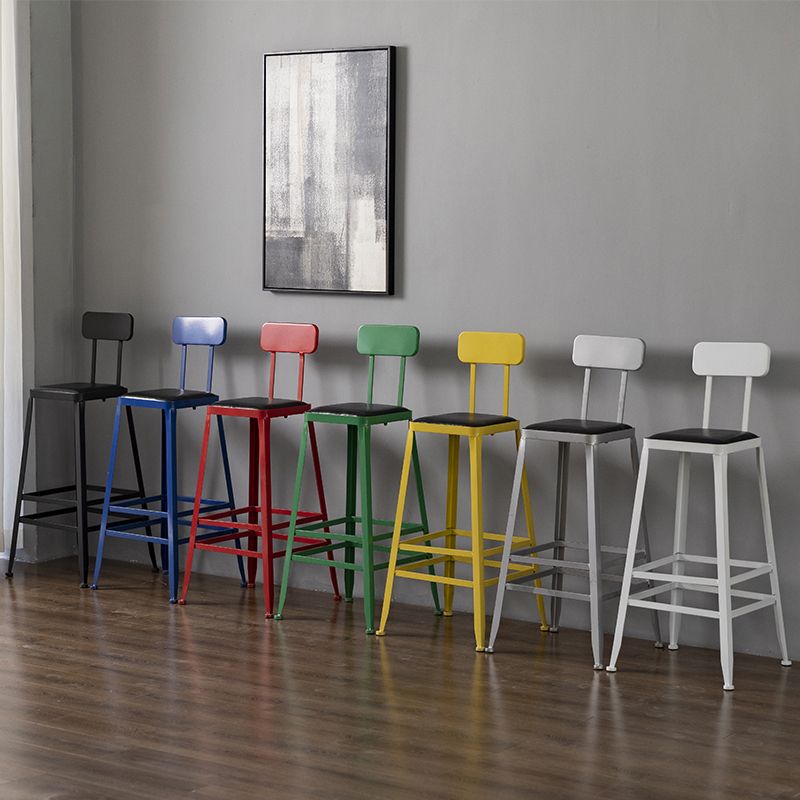 Modern Armless Backrest Counter Stool Iron Cafe Bar Stool with Wooden Seat and Pedal