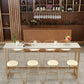Moderner, barhoher Bistro-Bartisch mit Kunstmarmorplatte und goldenem Sockel