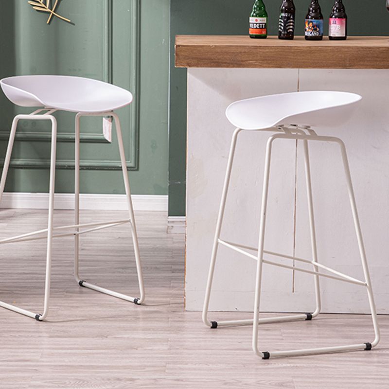 Scandinavian Style Bar-stool with Bucket Seat Counter Stool for Kitchen Bar Clearhalo 'Bar Furniture' 'Bar Stools' 'bar_stools' 'furn' 'furn_bar_stools' 'furniture_bar_stools' 'Kitchen & Dining Furniture' 'kitchen&dining_furn' 'kitchen' 'kitchen_furn' Furniture' 1200x1200_fb259ebd-0e1f-42ad-a0b5-5bc9b19a1413