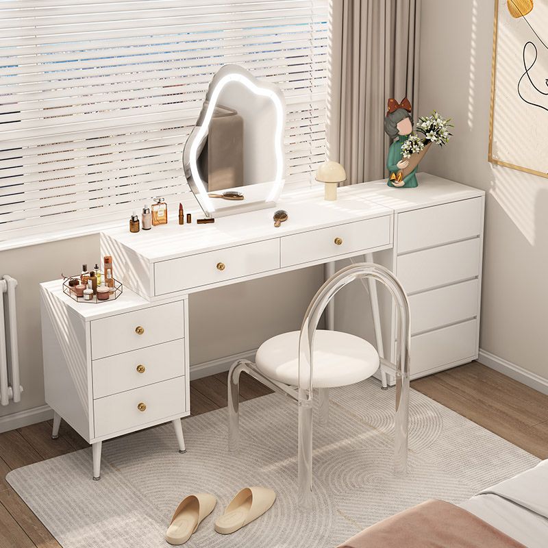 Modern Lighted Mirror Dressing Table Bedroom Makeup Table in White