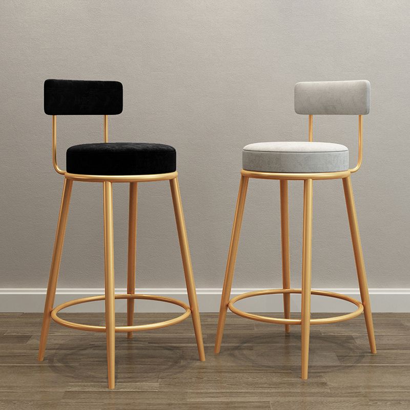 Glam Round Footrest Bar Stool Velvet Low Back Indoor Counter Chair with Gold Legs Clearhalo 'Bar Furniture' 'Bar Stools' 'bar_stools' 'furn' 'furn_bar_stools' 'furniture_bar_stools' 'Kitchen & Dining Furniture' 'kitchen&dining_furn' 'kitchen' 'kitchen_furn' Furniture' 1200x1200_fb446530-1e90-4797-b38f-fc516e2e4df5