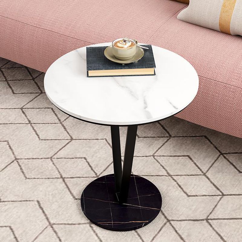 Mesa de metal X-Base X-Base de 23.6 "de altura