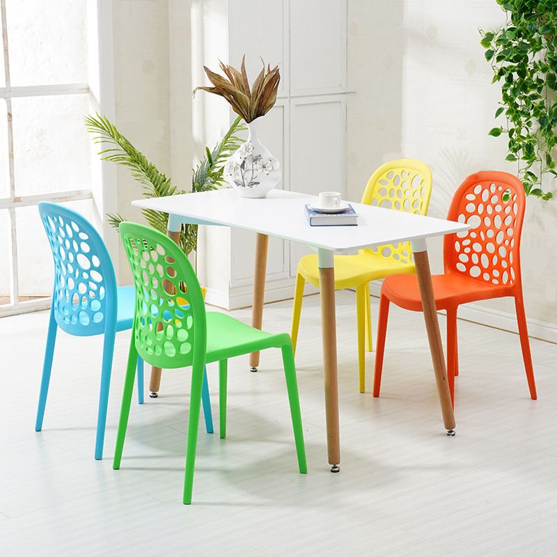 Contemporary Kitchen Dining Side Chair Plastic Armless Chair Clearhalo 'Dining Chairs' 'Dining Tables & Seating' 'dining_chair' 'furn' 'furn_dining_chair' 'Furniture' 'Kitchen & Dining Furniture' 1200x1200_fb5bbea8-cdaa-485d-9948-aa6d9a543d52
