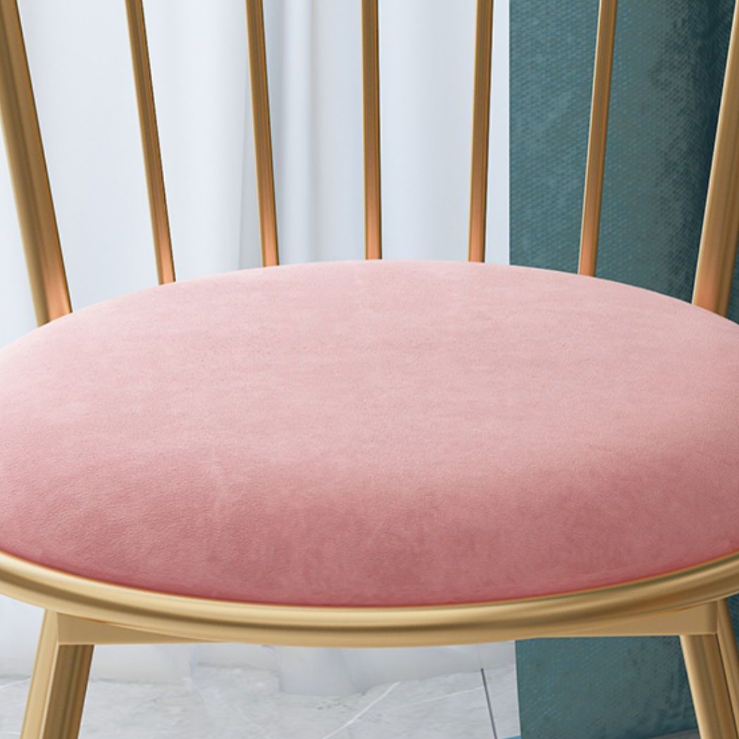 Silla de comedor de comedor lateral de patas de oro sin brazo tapizado glamoroso