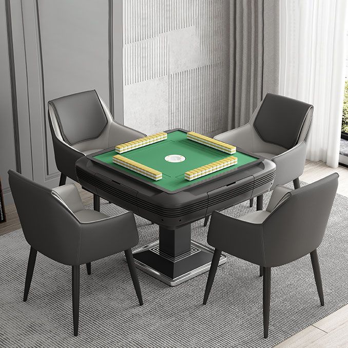 Silla de comedor de cuero moderno de cuero con patas con patas de acero en acabado mate para casa