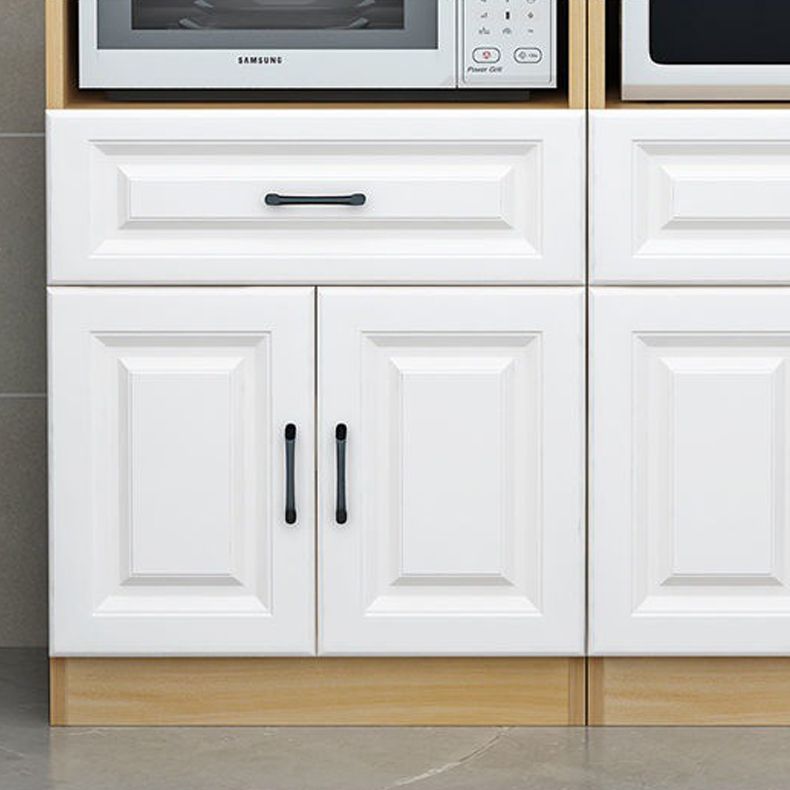 Server per la cena in stile glam ingegnerizzato in legno con archiviazione aperta