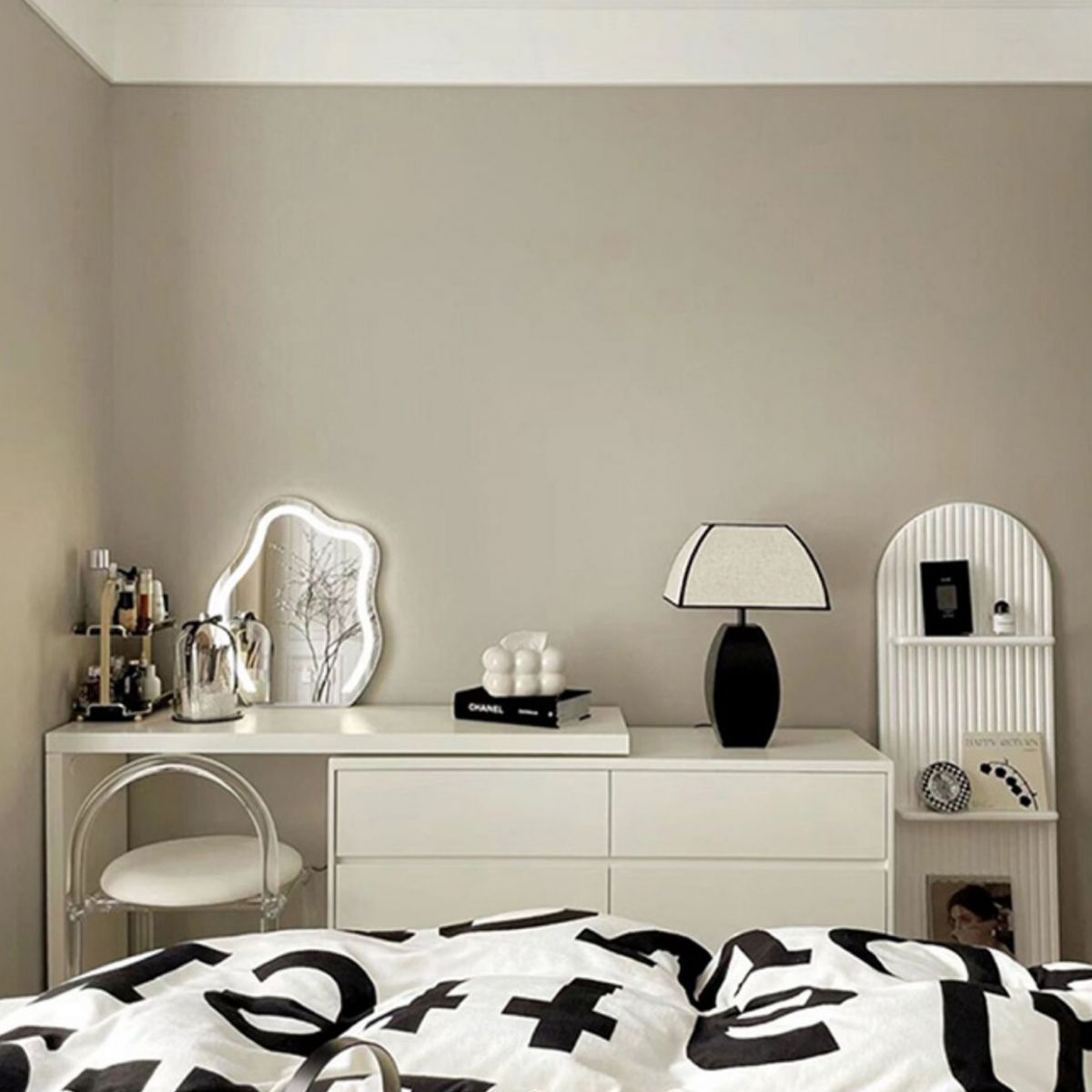 Hedendaagse make-uptafel met 6-landen en ontlasting-29,5 "H