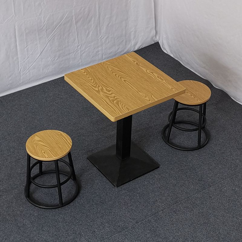 Modern Manufactured Wood Top Black Metal Pedestal Dining Table Clearhalo 'Dining Tables & Seating' 'Dining Tables' 'dining_table' 'furn' 'furn_dining_table' 'Furniture' 'Kitchen & Dining Furniture' 1200x1200_fcd706a0-d5d3-4993-8f88-7b62f1177264