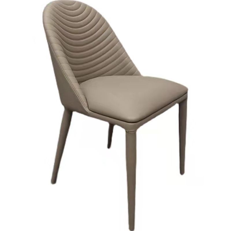 Moderne stijl metalen eetkamerstoel faux lederen armloze eetkamerstoel voor huisgebruik