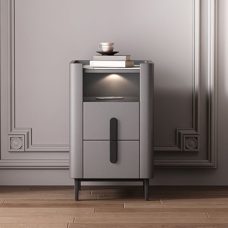 22 inch H Nightstand Moderne Open opbergsteen Top 2-ladel nachttafel met benen