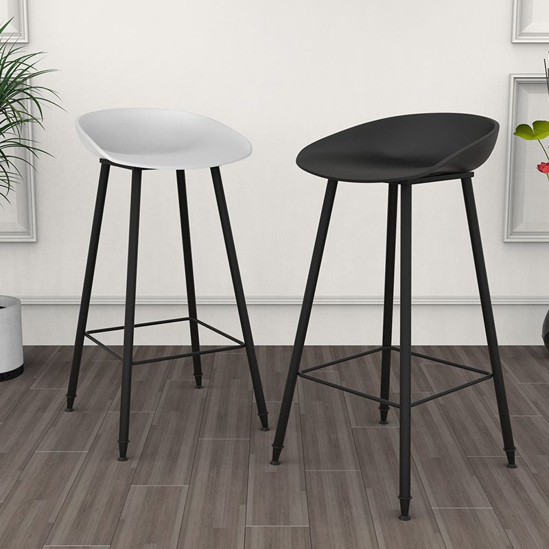 Luxurious Armless Counter High Stool Backrest Metal Bar Stool with Plastic Seat Clearhalo 'Bar Furniture' 'Bar Stools' 'bar_stools' 'furn' 'furn_bar_stools' 'Furniture' 'Kitchen & Dining Furniture' 1200x1200_fd4365e7-a501-424f-9222-0bdee801d219