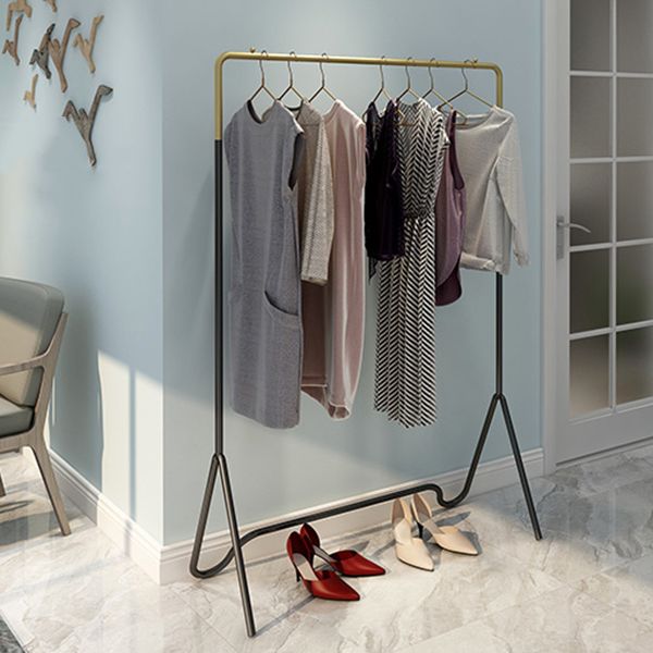 Rastrellino a colori solidi moderni per appendiabiti industriali