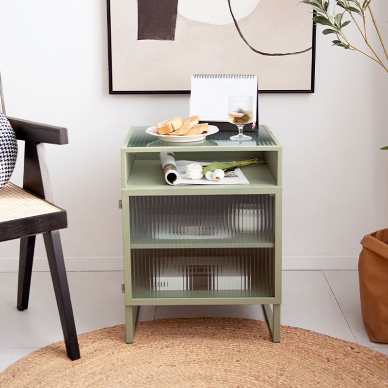 Top vetro in vetro in metallo in metallo contemporaneo 3 mensole tavolino con 1 porta, 23 "di altezza