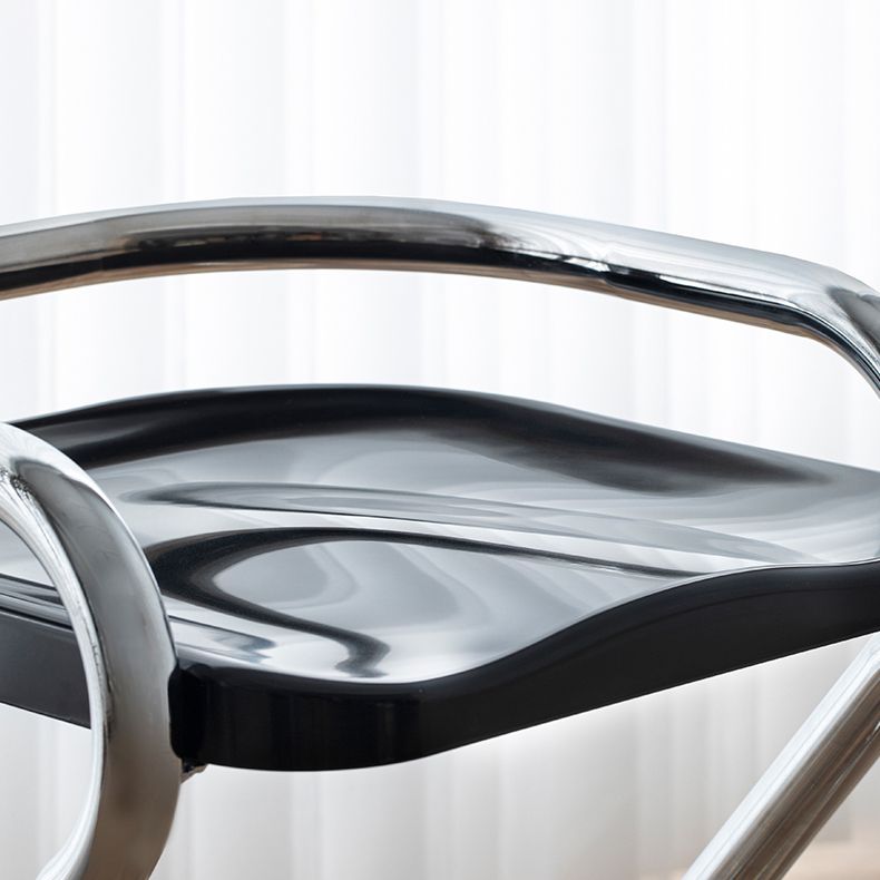 Eigentijdse lage rug 27-inch armloze barkruk met metalen basis