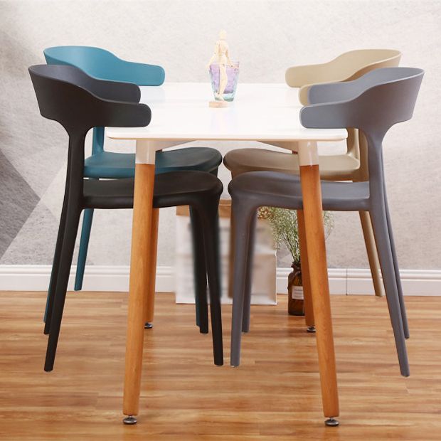 Modern Plastic Indoor-Outdoor Chair Home Stackable Open Back Dining Side Chair with Arm Clearhalo ' kitchen&dining_furn' 'Dining Chairs' 'Dining Tables & Seating' 'dining_chair' 'furn' 'furn_dining_chair' 'Furniture' 'furniture_dining_chair' 'Kitchen & Dining Furniture' 'kitchen' 1200x1200_fe05b50e-056f-4894-bef1-12b365c726f8