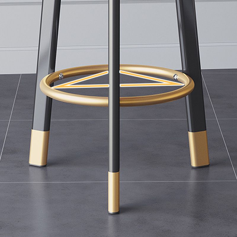 Modern Simple 28-inch Barstool Metal 3 Legs Bar Stool for Indoor, 1 Piece Clearhalo 'Bar Furniture' 'Bar Stools' 'bar_stools' 'furn' 'furn_bar_stools' 'furniture_bar_stools' 'Kitchen & Dining Furniture' 'kitchen&dining_furn' 'kitchen' 'kitchen_furn' Furniture' 1200x1200_fe3b6e0a-91a7-4bc0-9217-f7a564998005