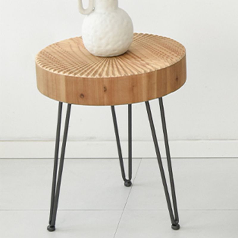 3 Legs Round Natural Finish Coffee Table Rustic Wooden Coffee Table Clearhalo 'Coffee & Accent Tables' 'Coffee Tables' 'coffee_tables' 'furn' 'furn_coffee_tables' 'Furniture' 'furniture_coffee_tables' 'Living Room Furniture' 1200x1200_fe682e83-18cb-4324-b54d-0560301fa245