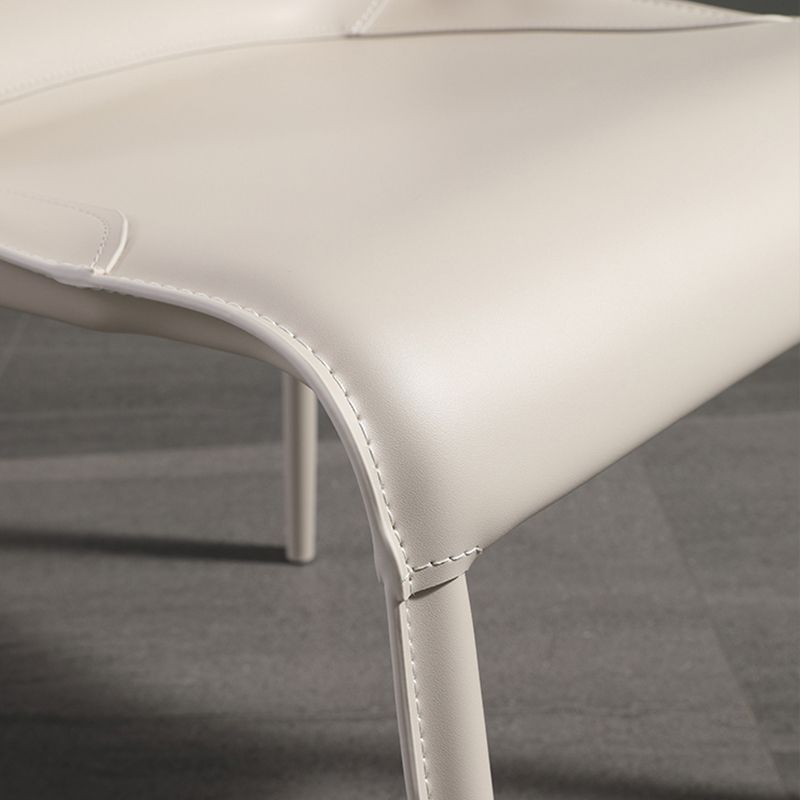 Faux lederen eigentijdse armloze stoel huis metalen eetkamerstoel