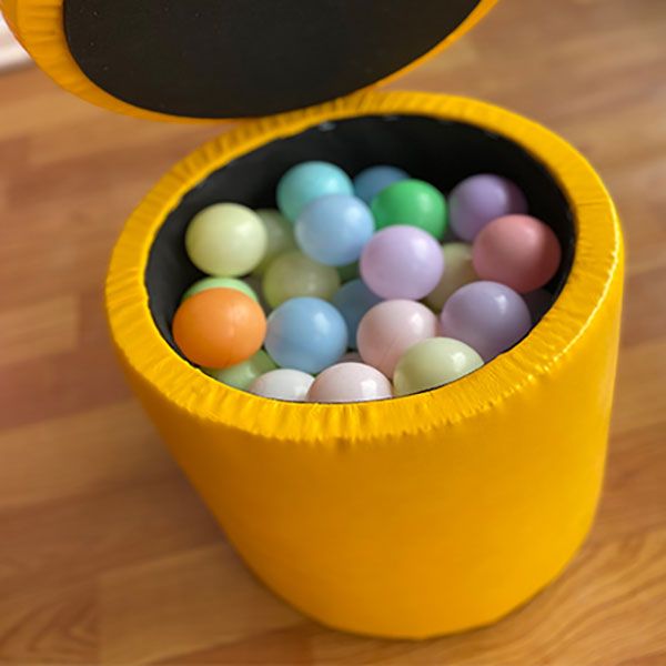 Faux Leather Ottoman Plain Round Stain Resistant Pouf Ottoman with Storage Clearhalo 'furn' 'furn_ottomans_poufs' 'Furniture' 'Living Room Furniture' 'Ottomans & Poufs' 'ottomans_poufs' 1200x1200_fed59437-f44c-4de5-9350-d9950694ba0c