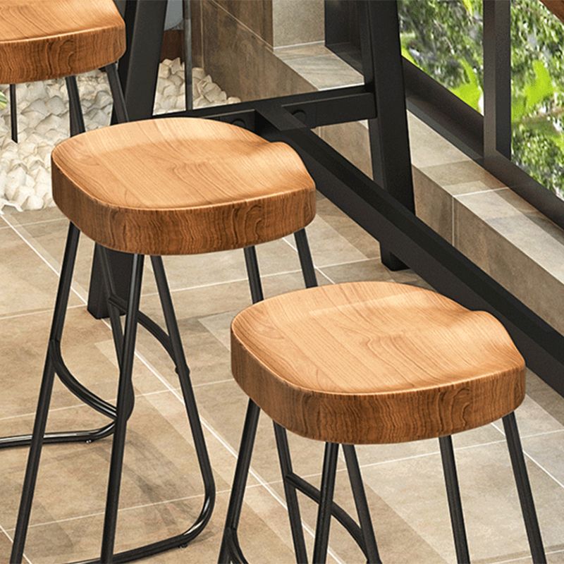Taburete de comedor de madera Taburetes de bar contemporáneos en negro y marrón