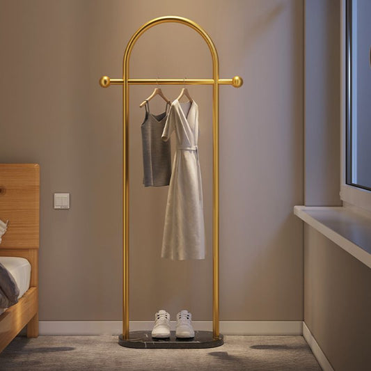 Glam Metallic Copper Kleiderbügel freistehender Marmorbasis Metallic -Katastar für Wohnzimmer