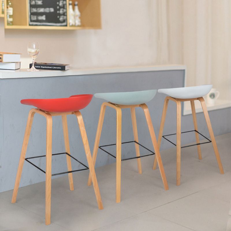 Modern Counter Bucket Bar Stool Armless Plastic Bar Stool with Footrest