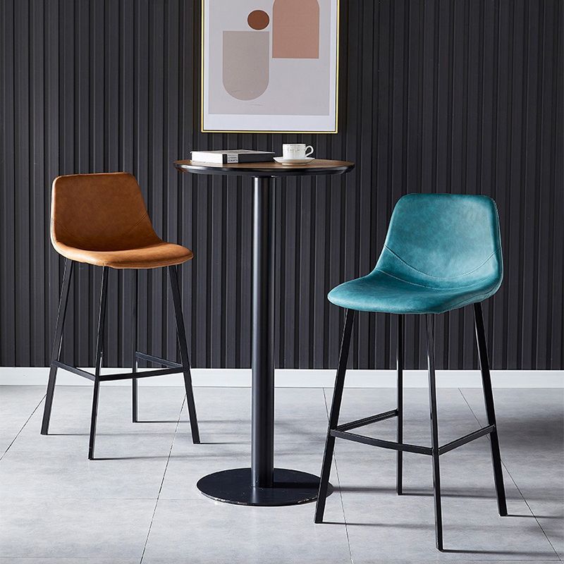 Contemporary Counter Stool Faux Leather Living Room Bar Stool with Metal Legs Clearhalo 'Bar Furniture' 'Bar Stools' 'bar_stools' 'furn' 'furn_bar_stools' 'Furniture' 'Kitchen & Dining Furniture' 1200x1200_ffb6229f-c1d3-43ea-9dae-922f0d3fa806
