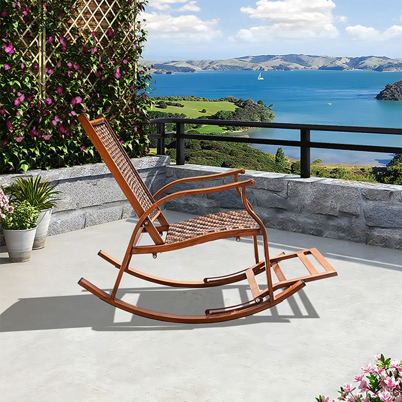 Chaise à bascule traditionnelle chaise à bascule intérieure à ossature de dos trapézoïdal en osier en osier