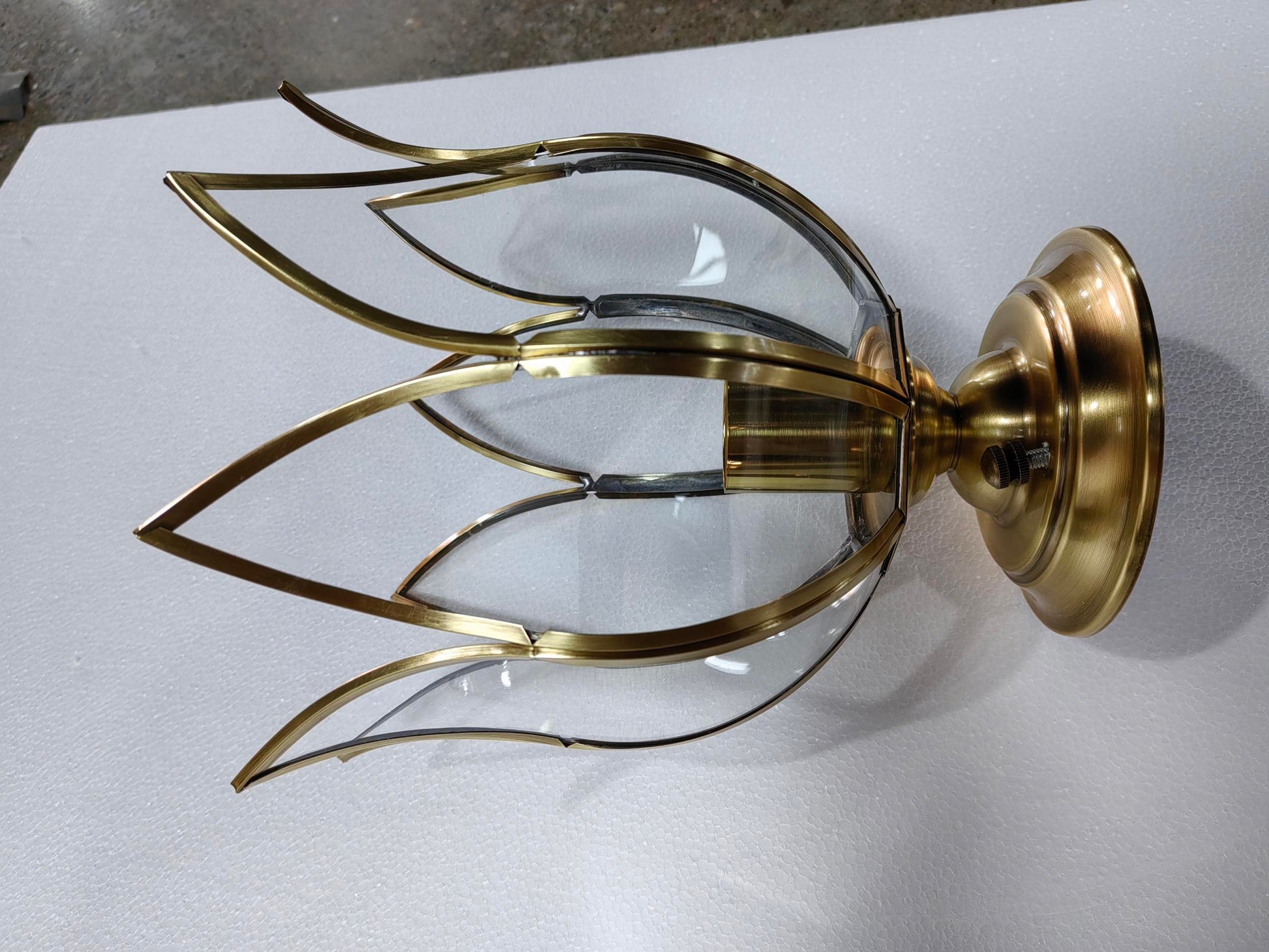 1 Bulb Lotus Ceiling Mount Colonial Brass Clear Glass Flush Light Fixture for Corridor Clearhalo 'Ceiling Lights' 'Close To Ceiling Lights' 'Close to ceiling' 'Flush mount' Lighting' 2_e83722e3-9d11-4e1f-bbde-b5b5c5682087