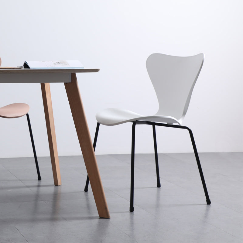 Modern Armless Side Chairs with 4 Black Finish Legs Plastic Solid Chairs for Home Use Clearhalo ' kitchen&dining_furn' 'Dining Chairs' 'Dining Tables & Seating' 'dining_chair' 'Furniture' 'furniture_dining_chair' 'Kitchen & Dining Furniture' 'kitchen' 3453815