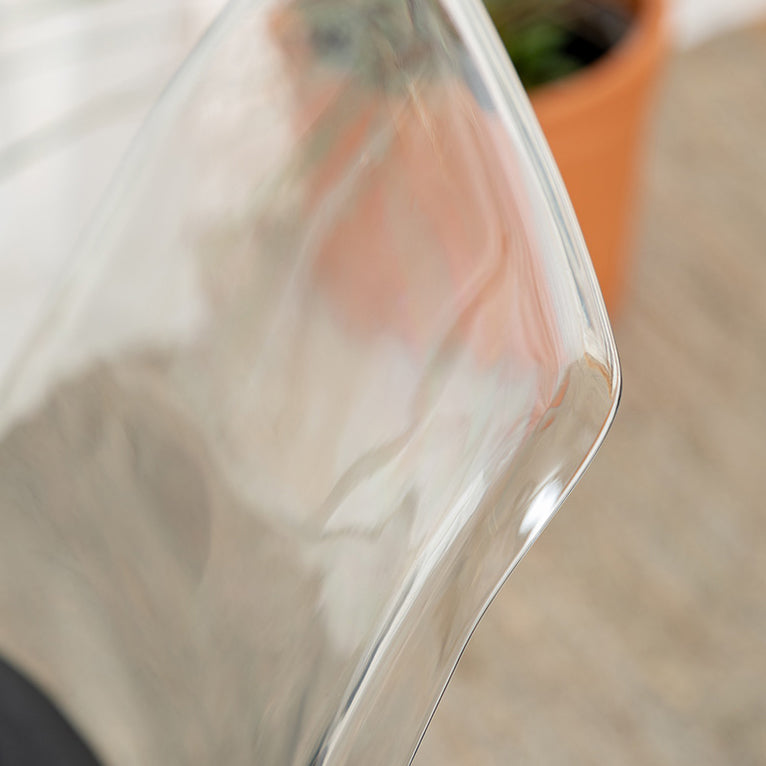 Modern Indoor-Outdoor Chair Transparent Acrylic Side Chair for Dining Room Clearhalo ' kitchen&dining_furn' 'Dining Chairs' 'Dining Tables & Seating' 'dining_chair' 'Furniture' 'furniture_dining_chair' 'Kitchen & Dining Furniture' 'kitchen' 3468572