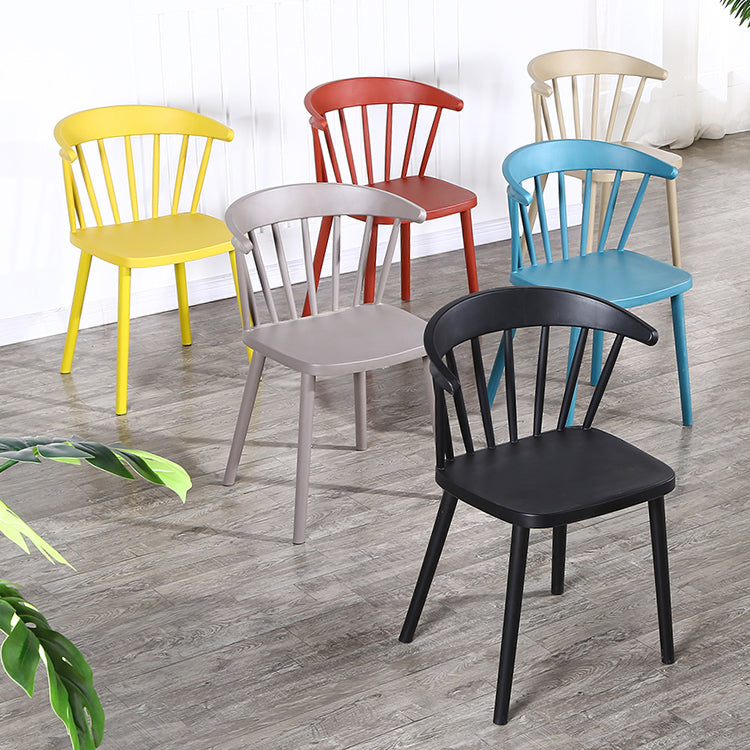 Contemporary Style Windsor Back Side Chair Plastic Dining Chair for Home Clearhalo ' kitchen&dining_furn' 'Dining Chairs' 'Dining Tables & Seating' 'dining_chair' 'furn' 'furn_dining_chair' 'Furniture' 'furniture_dining_chair' 'Kitchen & Dining Furniture' 'kitchen' 3482963