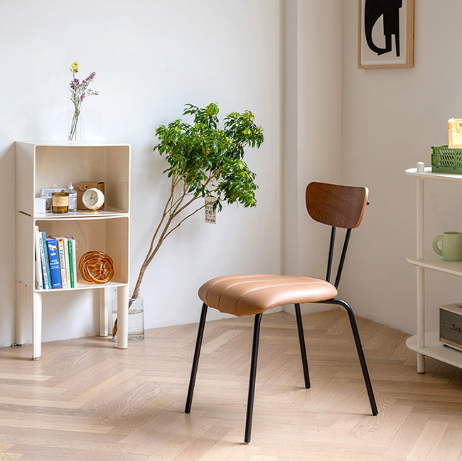 Nordic Style Solid Wood Dining Room Chair Open Back Dining Side Chair for Home Use Clearhalo ' kitchen&dining_furn' 'Dining Chairs' 'Dining Tables & Seating' 'dining_chair' 'furn' 'furn_dining_chair' 'Furniture' 'furniture_dining_chair' 'Kitchen & Dining Furniture' 'kitchen' 3484150