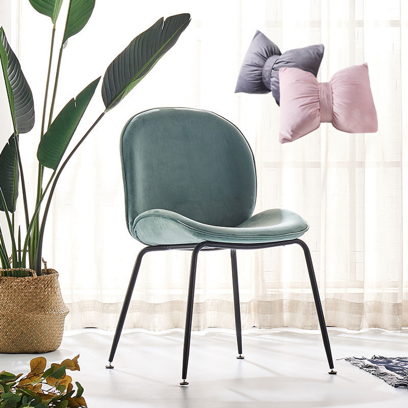 Metal Scandinavian Restaurant Side Chair Matte Finish Wingback Dining Chair Turquoise 1 Piece Black Clearhalo ' kitchen&dining_furn' 'Dining Chairs' 'Dining Tables & Seating' 'dining_chair' 'furn' 'furn_dining_chair' 'Furniture' 'furniture_dining_chair' 'Kitchen & Dining Furniture' 'kitchen' 3564944