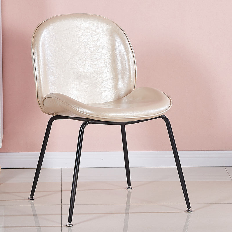 Metal Scandinavian Restaurant Side Chair Matte Finish Wingback Dining Chair Gold 1 Piece Black Clearhalo ' kitchen&dining_furn' 'Dining Chairs' 'Dining Tables & Seating' 'dining_chair' 'furn' 'furn_dining_chair' 'Furniture' 'furniture_dining_chair' 'Kitchen & Dining Furniture' 'kitchen' 3564986