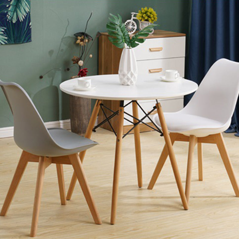 Scandinavian Home Side Chair Indoor Solid Back Plastic Dining Room Chair with Wood Legs Clearhalo ' kitchen&dining_furn' 'Dining Chairs' 'Dining Tables & Seating' 'dining_chair' 'Furniture' 'furniture_dining_chair' 'Kitchen & Dining Furniture' 'kitchen' 3573892