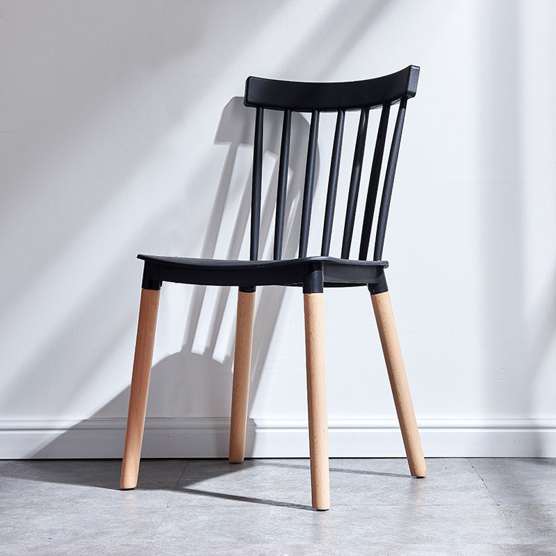 Glam Style Wooden Side Chair Matte Finish Windsor Back Dining Chair for Coffee Shop Black 1 Piece Clearhalo ' kitchen&dining_furn' 'Dining Chairs' 'Dining Tables & Seating' 'dining_chair' 'furn' 'furn_dining_chair' 'Furniture' 'furniture_dining_chair' 'Kitchen & Dining Furniture' 'kitchen' 3575337