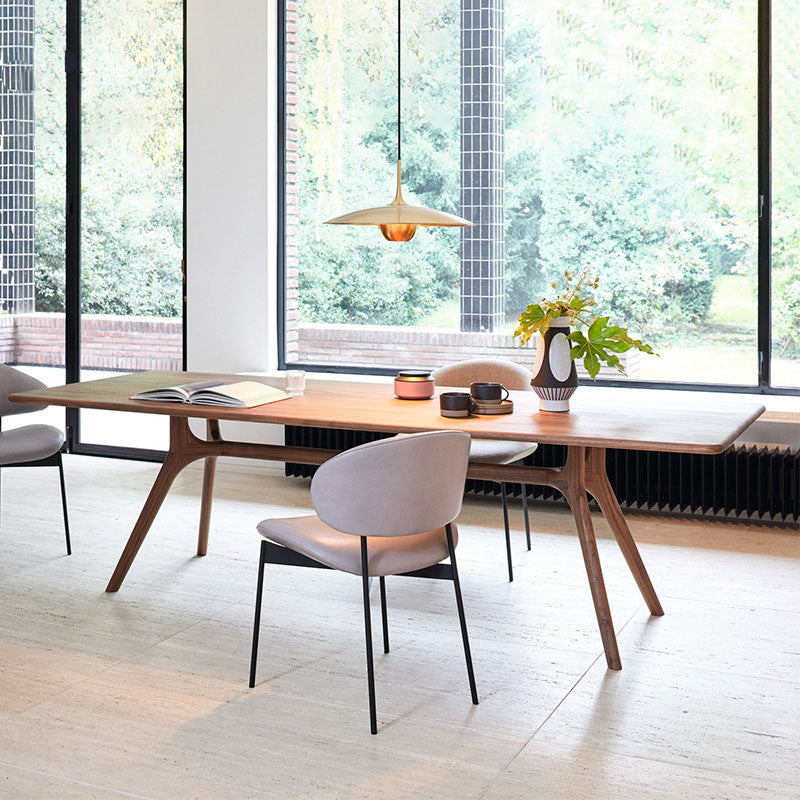 Rectangle Shape Wood Color Dining Table Solid Wood Table Modern with 4 Legs Clearhalo ' dining_table' 'Dining Tables & Seating' 'Dining Tables' 'furn' 'furn_dining_table' 'Furniture' 'furniture_dining_table' 'Kitchen & Dining Furniture' 'kitchen&dining_furn' 'kitchen' 'kitchen_dining_table' 3600520