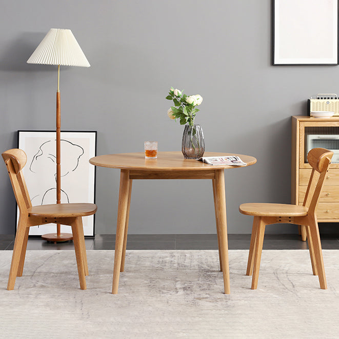 Modern Style Solid Wood Dining Table Round Table with 4 Legs for Coffee Shop Clearhalo ' dining_table' 'Dining Tables & Seating' 'Dining Tables' 'furn' 'furn_dining_table' 'Furniture' 'furniture_dining_table' 'Kitchen & Dining Furniture' 'kitchen&dining_furn' 'kitchen' 'kitchen_dining_table' 3643025