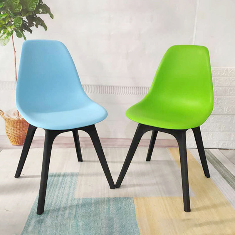 Contemporary Style Plastic Dining Chair Solid Back Dining Chair for Home Clearhalo ' kitchen&dining_furn' 'Dining Chairs' 'Dining Tables & Seating' 'dining_chair' 'Furniture' 'furniture_dining_chair' 'Kitchen & Dining Furniture' 'kitchen' 3643679