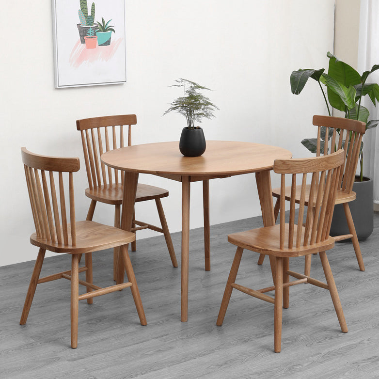 Contemporary Round Dining Table Oak Solid Wood Table with 4 Legs for Dining Room Clearhalo ' dining_table' 'Dining Tables & Seating' 'Dining Tables' 'Furniture' 'furniture_dining_table' 'Kitchen & Dining Furniture' 'kitchen&dining_furn' 'kitchen' 'kitchen_dining_table' 3649347