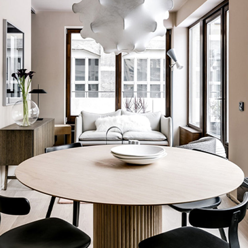 Contemporary Round Dining Table Ash Solid Wood Table with Pedestal Base for Home Kitchen Dinner Clearhalo ' dining_table' 'Dining Tables & Seating' 'Dining Tables' 'furn' 'furn_dining_table' 'Furniture' 'furniture_dining_table' 'Kitchen & Dining Furniture' 'kitchen&dining_furn' 'kitchen' 'kitchen_dining_table' 3662178
