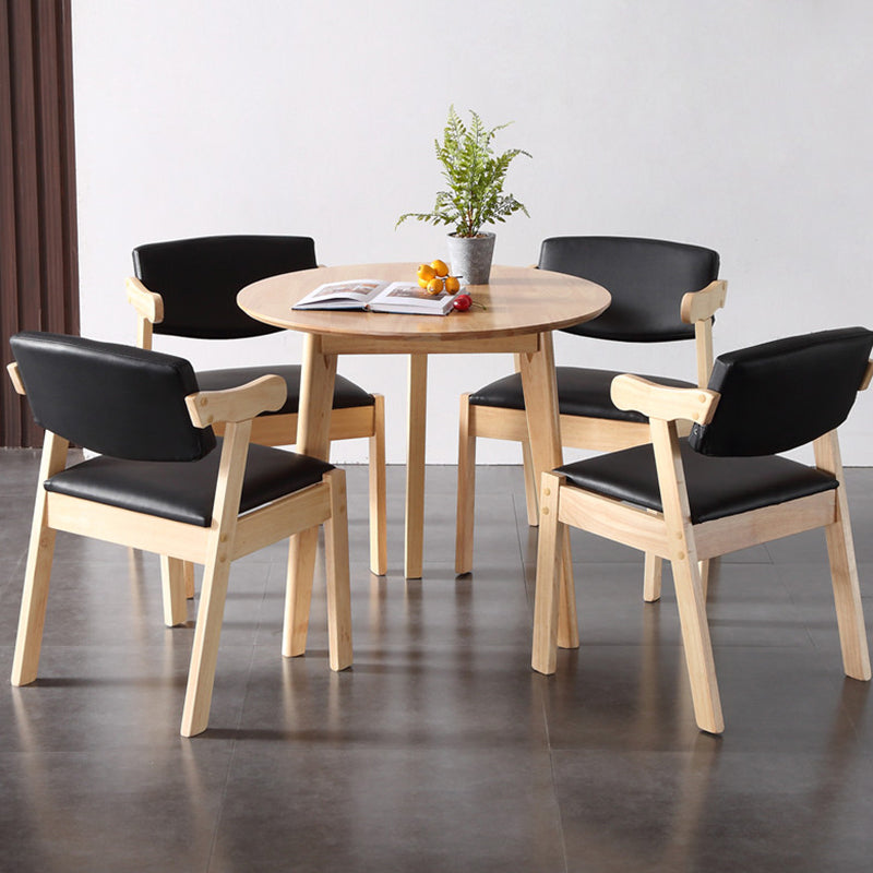 Round Shape Modern Dining Table Wood Color Fixed Table with Rubberwood Solid Wood Clearhalo ' dining_table' 'Dining Tables & Seating' 'Dining Tables' 'furn' 'furn_dining_table' 'Furniture' 'furniture_dining_table' 'Kitchen & Dining Furniture' 'kitchen&dining_furn' 'kitchen' 'kitchen_dining_table' 3670751
