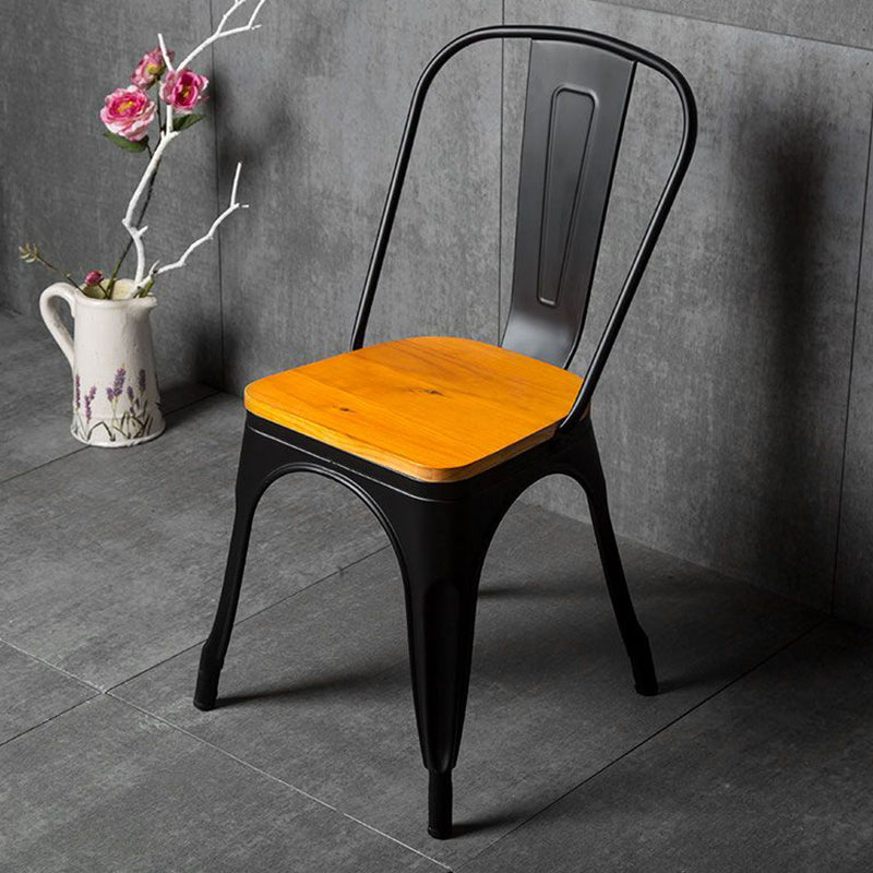 Industrial Dining Room Chair Slat Back Side Chair with Metal Legs for Home Use Brown 1 Piece Clearhalo ' kitchen&dining_furn' 'Dining Chairs' 'Dining Tables & Seating' 'dining_chair' 'furn' 'furn_dining_chair' 'Furniture' 'furniture_dining_chair' 'Kitchen & Dining Furniture' 'kitchen' 3671067