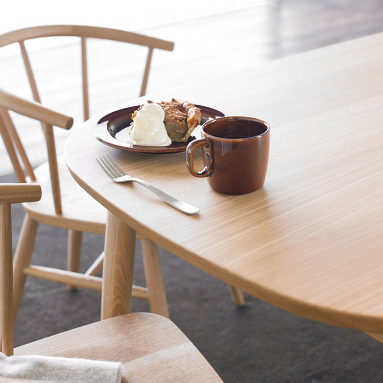 Simplicity Kitchen Solid Wood Dining Table Oval Shape Dining Table with 4 Legs Base Clearhalo ' dining_table' 'Dining Tables & Seating' 'Dining Tables' 'furn' 'furn_dining_table' 'Furniture' 'furniture_dining_table' 'Kitchen & Dining Furniture' 'kitchen&dining_furn' 'kitchen' 'kitchen_dining_table' 3703919