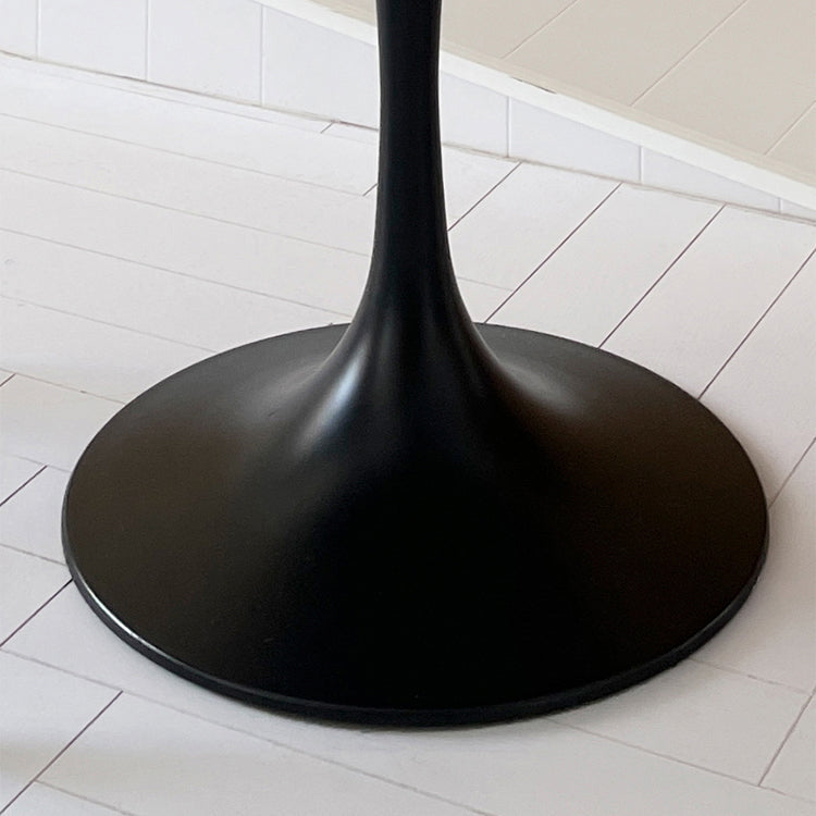Contemporary Round Shape Sintered Stone Dining Table Kitchen Dining Table with Tulip Base Clearhalo ' dining_table' 'Dining Tables & Seating' 'Dining Tables' 'furn' 'furn_dining_table' 'Furniture' 'furniture_dining_table' 'Kitchen & Dining Furniture' 'kitchen&dining_furn' 'kitchen' 'kitchen_dining_table' 3704380