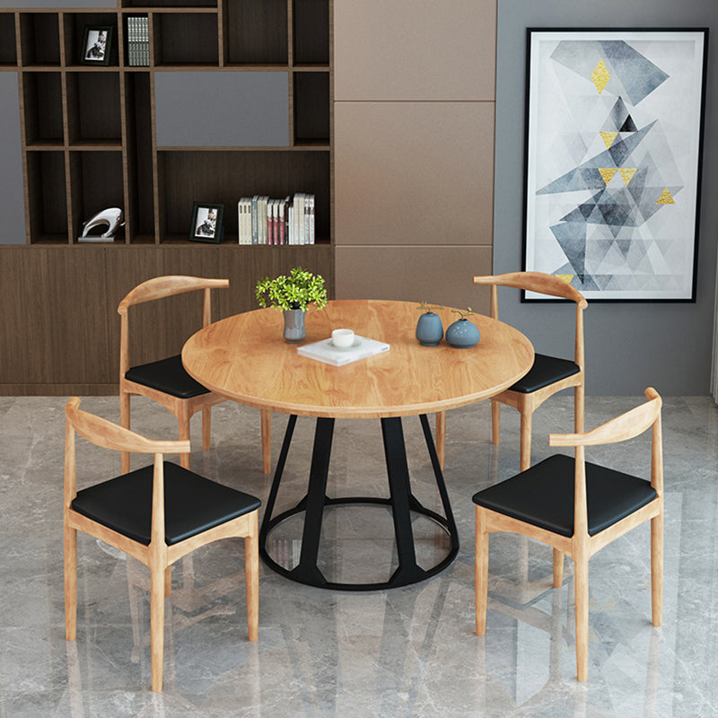 Round Solid Pinewood Brown Tone Dining Table Simplicity Pedestal Table for Dining Room Clearhalo ' dining_table' 'Dining Tables & Seating' 'Dining Tables' 'furn' 'furn_dining_table' 'Furniture' 'furniture_dining_table' 'Kitchen & Dining Furniture' 'kitchen&dining_furn' 'kitchen' 'kitchen_dining_table' 3704386