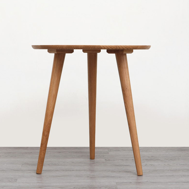 Contemporary Round Dining Table Oak Solid Wood Table with 3 Legs for Dining Room Clearhalo ' dining_table' 'Dining Tables & Seating' 'Dining Tables' 'furn' 'furn_dining_table' 'Furniture' 'furniture_dining_table' 'Kitchen & Dining Furniture' 'kitchen&dining_furn' 'kitchen' 'kitchen_dining_table' 3704502