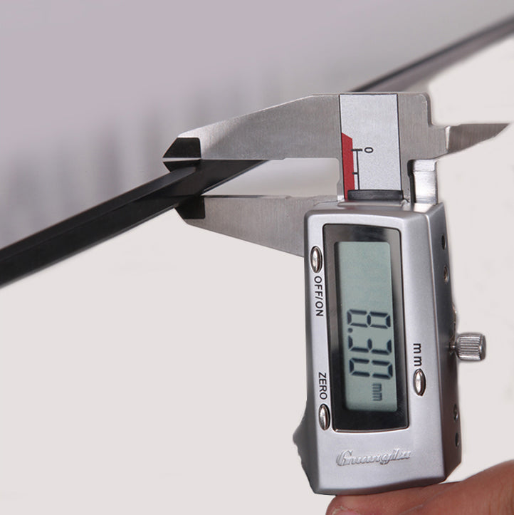 Modern Round Dining Room Table Tempered Glass Table with Pedestal Base Clearhalo ' dining_table' 'Dining Tables & Seating' 'Dining Tables' 'furn' 'furn_dining_table' 'Furniture' 'furniture_dining_table' 'Kitchen & Dining Furniture' 'kitchen&dining_furn' 'kitchen' 'kitchen_dining_table' 3704586