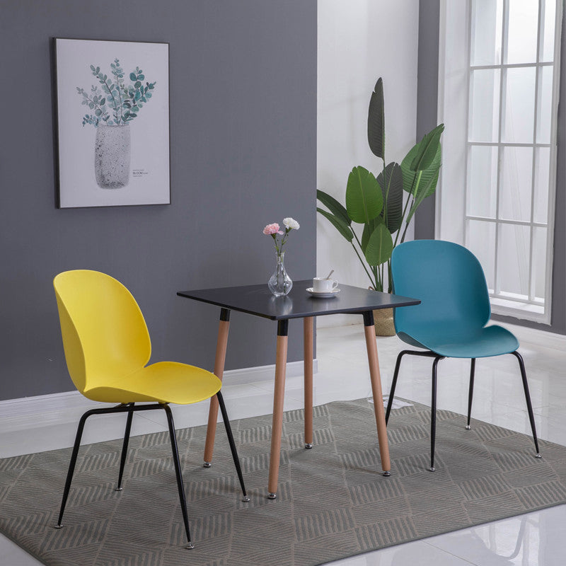 Home Scandinavian Side Chair Wingback Plastic Dining Room Chair with Black Legs Clearhalo ' kitchen&dining_furn' 'Dining Chairs' 'Dining Tables & Seating' 'dining_chair' 'furn' 'furn_dining_chair' 'Furniture' 'furniture_dining_chair' 'Kitchen & Dining Furniture' 'kitchen' 3724564